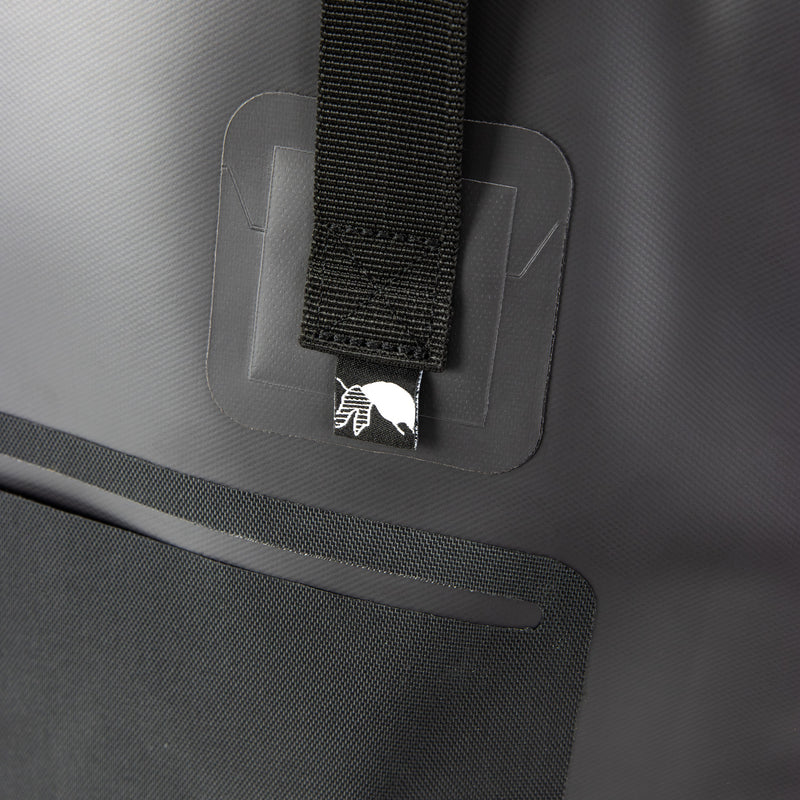 Frontier Bucket Bag